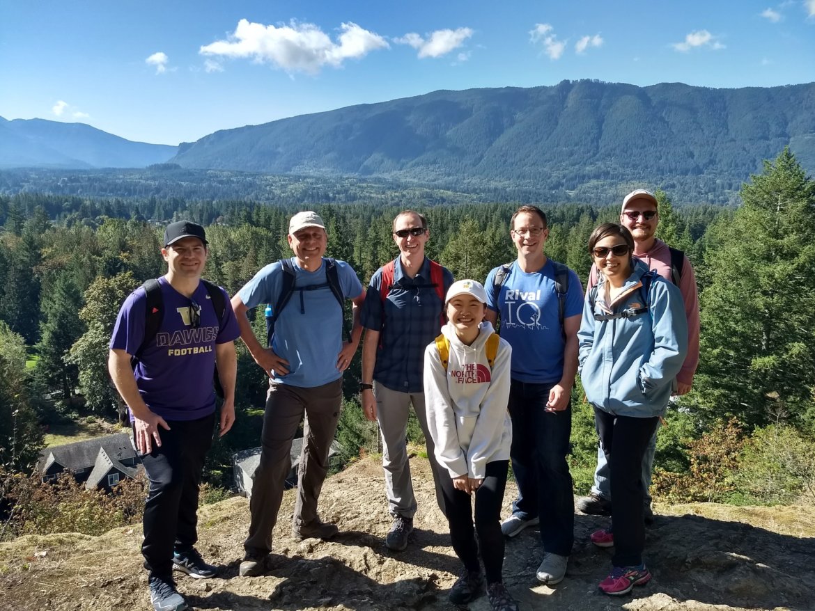 Love being outside? Us too. Here's where the great outdoors and great social media meet, our latest industry report with the top outdoor brands and retailers on social. rivaliq.com/blog/top-outdo… #getoutside #socialmedia