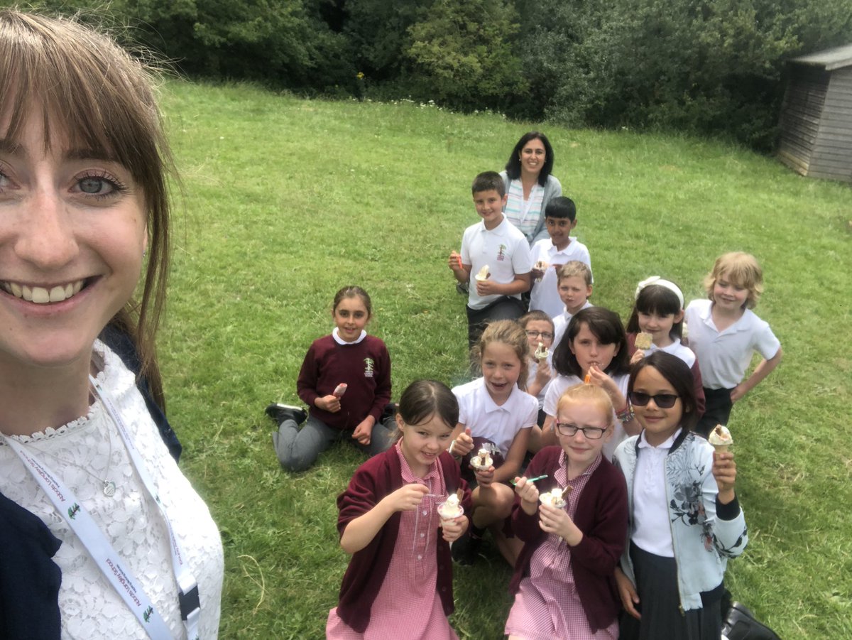 MissBourkeYear4's tweet photo. A lovely last day with some of 4 Wilson🍦It has been so wonderful to spend this week with you all - we have missed those children who are still at home! Thank you for your thoughtful gifts 🎁 have a fantastic summer☀️ https://t.co/hMCWxOW4vB