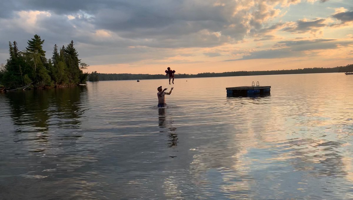 azimuthaudio's tweet photo. Tossing my daughter in the lake: https://t.co/lf7KWo12sc