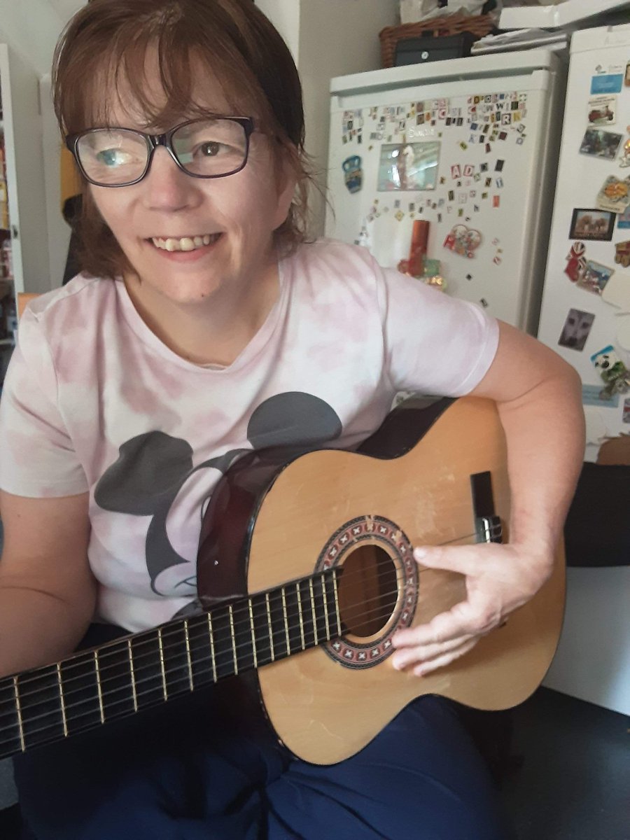 nikoshua's tweet image. Hi everyone , #jaming #bands look at Her face so Happy zoom Jamming to day with her favourite band artist and all the other day center users Purley magical #specialneeds need special helpers