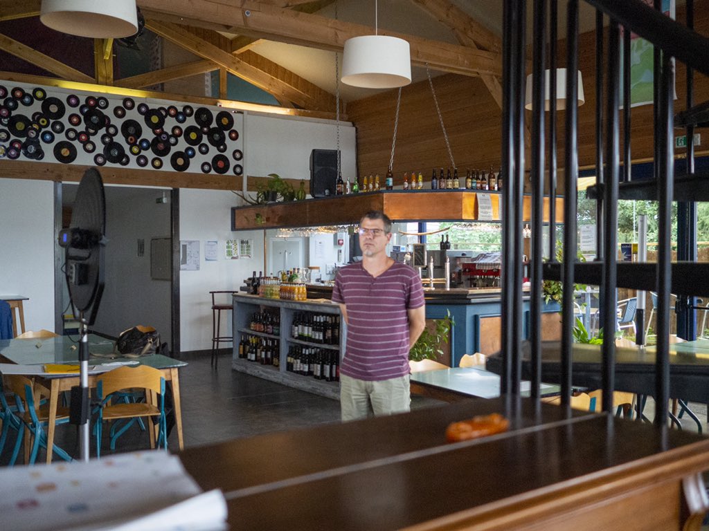 Les belles histoires des #SolidaritesCMSO sont au BREC de l’Entre2Mondes à Créon. Merci à Pierre, William et Mélanie pour leur accueil. #ess #associations #solidarite <a href="/CMSudOuest/">CMSudOuest</a> <a href="/cmarkea/">Crédit Mutuel Arkéa</a> <a href="/WeAreArkea/">WAA|Actus</a> @secteur332 <a href="/FerreMelaine/">Mélaine Ferré</a> <a href="/sophie_violleau/">Violleau Sophie ❤️💪</a>