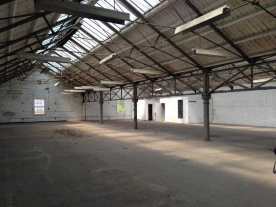 RoyOrdDepot's tweet photo. The natural light in this space makes it an ideal location for your team to create in
#offices #workspace #ecommerce
At over 6500 Sq Ft and available now. You could be moved in by August!
#smartworking #collaborate #cowork #create #flexibleterms #naturaldaylight #weedon https://t.co/0saDgCw7PJ