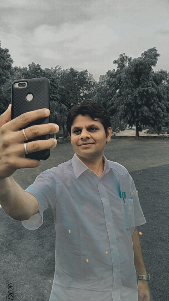 DharmrajSingor's tweet photo. जिन्दगी की #उलझनों ओर #समझदारी ने कम कर दी हमारी #शरारते वरना दिल में तो आज भी बारिश हैं।
#First_rain
#dr_ambedkar_memorial
#Photo_credit #aasif
@MimrotReena @NayakRagini @MhysaShashi @MahiAmbedkar https://t.co/u5w4naMlXx