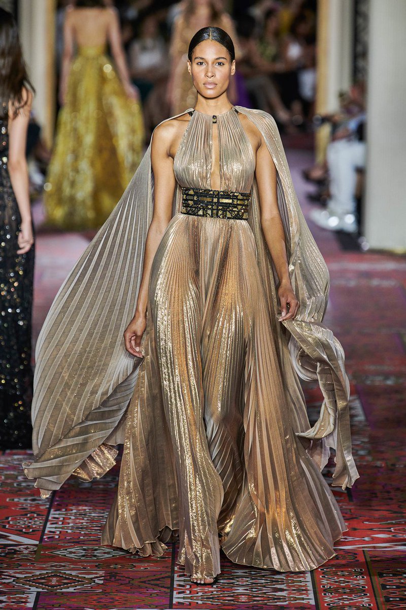 FashionweekNYC's tweet photo. Happy Birthday to the Couture Master Zuhair Murad 😍😍😍 https://t.co/MEaBhoCLdJ