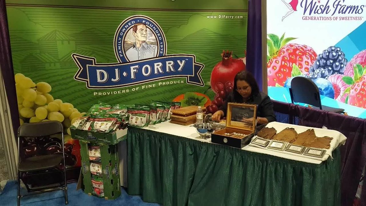 DjForryFruit's tweet photo. #throwback Can't wait for the next @pma and @seproducecouncil conferences! See you there! https://t.co/ksRUjsR2qJ