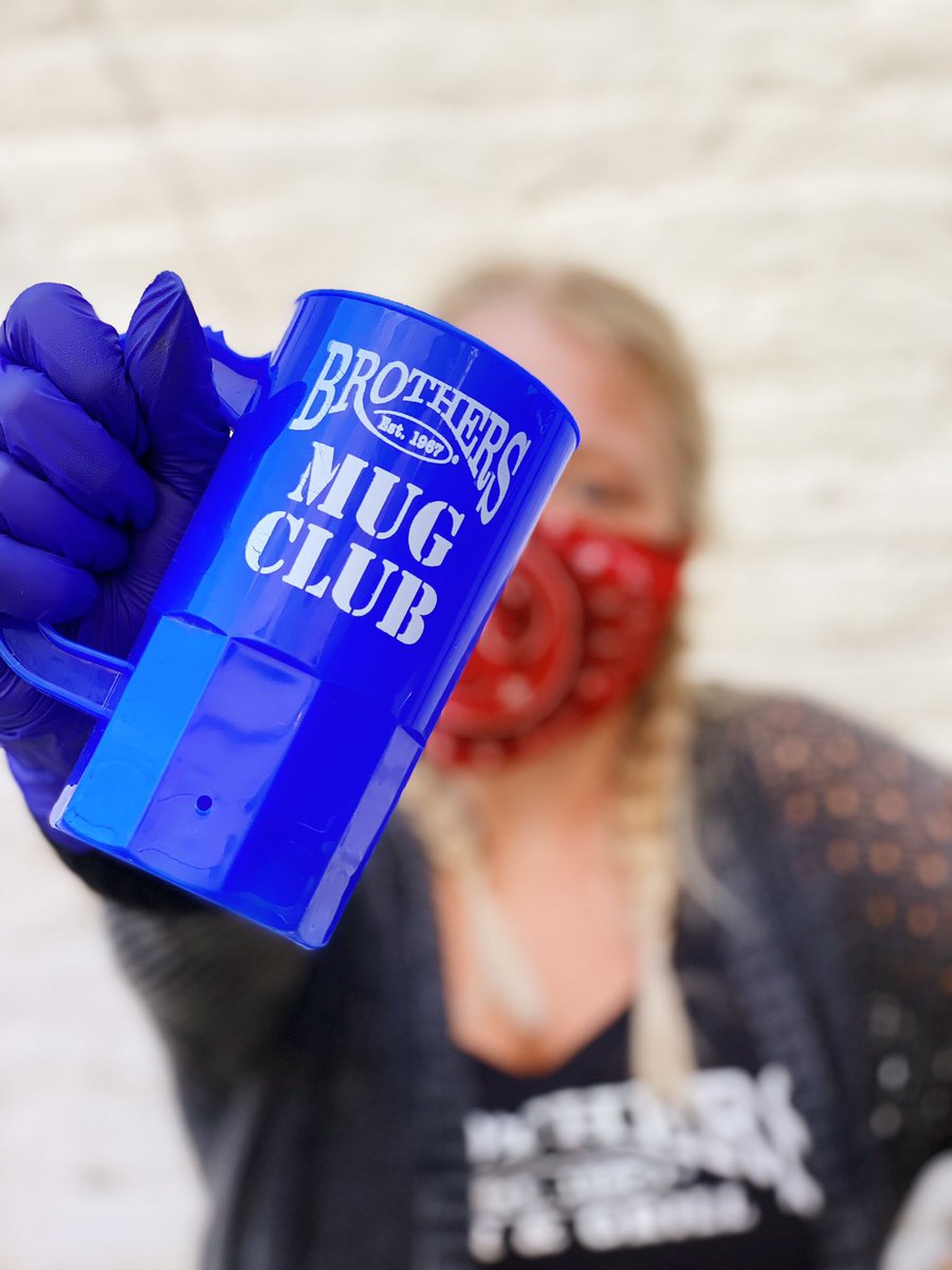 BrothersBarIC's tweet photo. We know your your mugs are feeling neglected, but your wallet couldn’t be happier!!! Thursday night means Mug Club! 
$1 Wells, Long islands, Hamm’s drafts!
$2 Calls &amp; Domestics!! 
All deals 8pm-close
#MugClub #sansmug #thirstythursday #bestdealsintown https://t.co/OOkKhe6myb