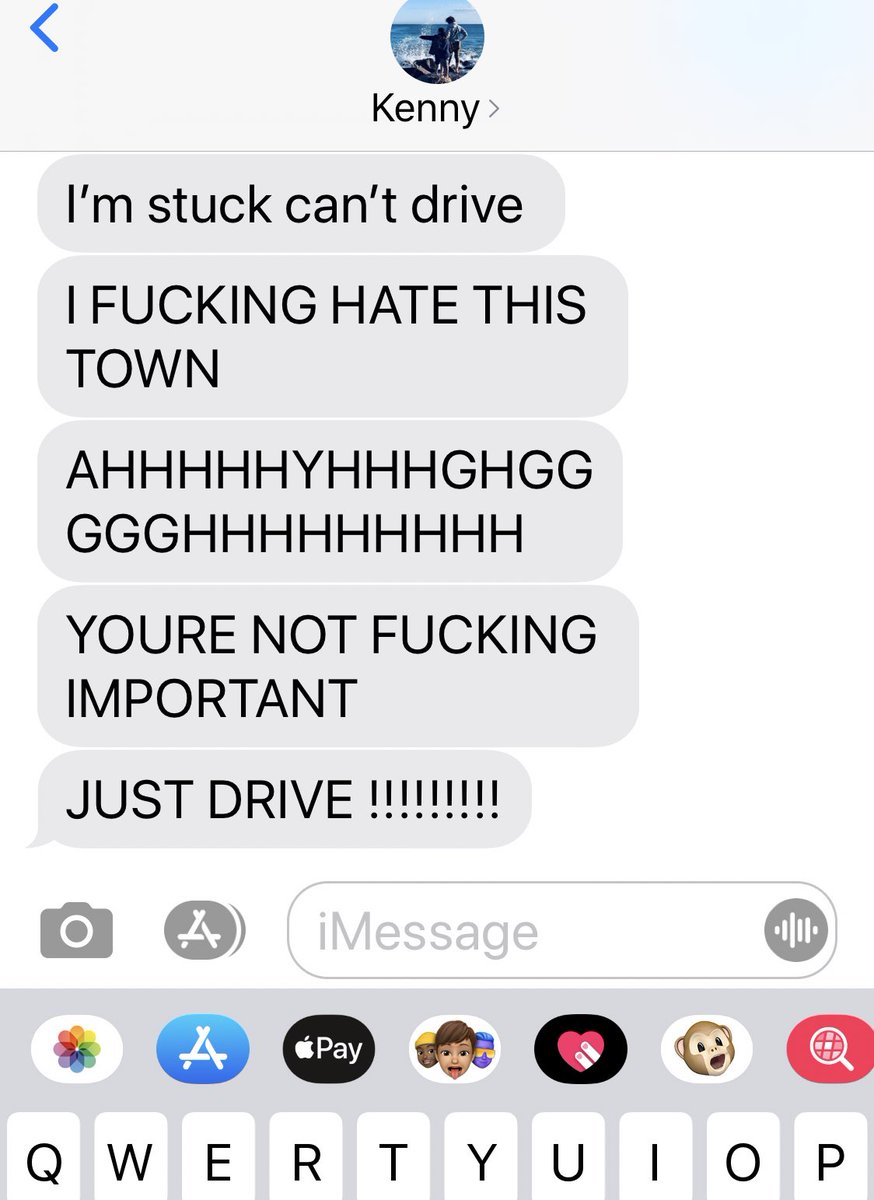 detundra_'s tweet photo. My boyfriend is having his first year full-time dealing with how  tourist act. It’s kinda funny 🤡 https://t.co/DpFvE7pBp1
