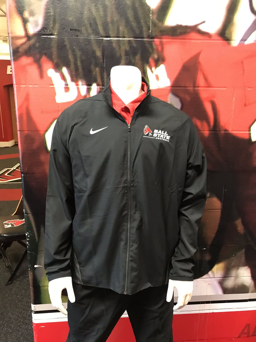 BallStateEquip's tweet image. Travel suits for the players and staff are ready to go for the season!! Red mambas for the guys to wear @usnikefootball