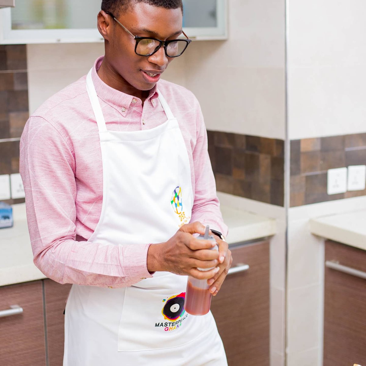 Rmawunyomensah's tweet photo. It was an amazing session to engage the world on how cooking could be a great tool for inner and world peace.

Thanks to all participants and @DsfGhana @Masterpeace2014 @PeaceRevolution. #sfsf2020
The festival continues till Friday 4pm CEST. https://t.co/HII9TAagmk
