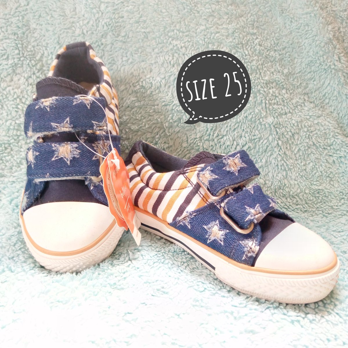 EnhakkorePlace's tweet photo. #NIGHTMARKETWITHDAMMYB 
#nightmarketbydammy #Sneakersdeals
Quality kiddies sneakers up for grabs
N2000 only because it's #NightMarket 

Chat me up on WhatsApp https://t.co/XxDPgebe4i to order
#Abujadeals #Abujamarket #enhakkoreplace #SmallBusiness #startups https://t.co/EsZo1VOBJ8