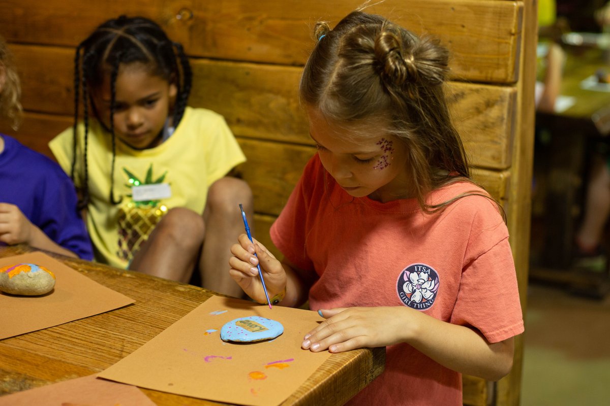 CampCarlLife's tweet photo. When were rock puns the funniest??
During the stone age!

It may be 2020 BUT here at Camp Carl we still LOVE a good pun and crafts. Grab your own rock, some paint, a brush and some creativity to design your own rockin’ creation!

#campcarllife #thursdaycraft #momentsofcampathome https://t.co/egr60Bfr4j
