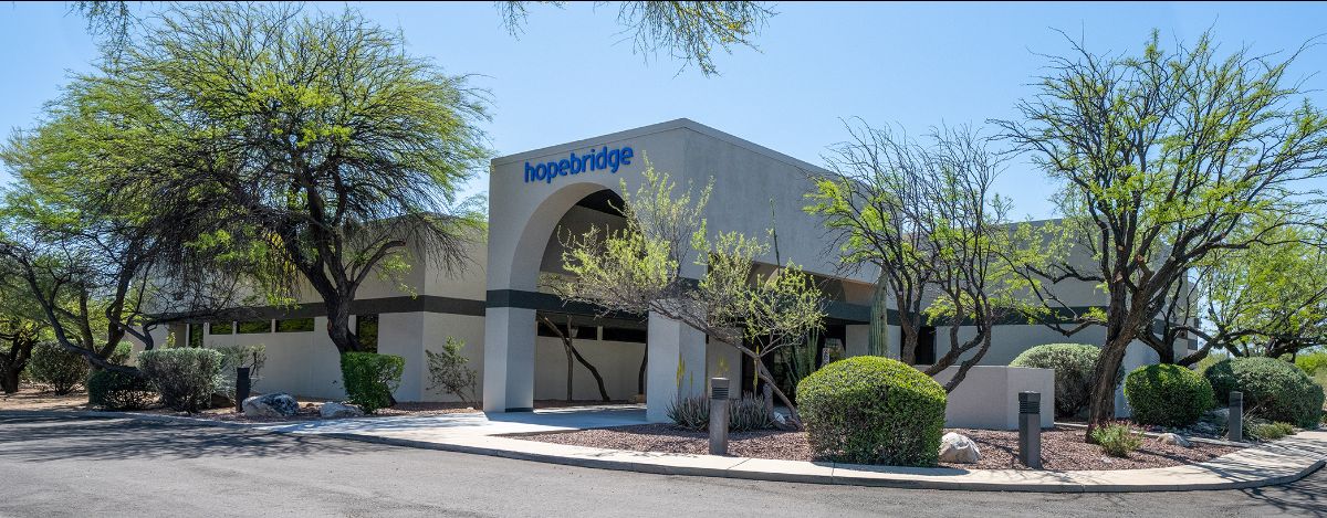 vasttucson's tweet photo. NEW LISTING FOR SALE: Single Tenant NNN Leased Asset in East Tucson - https://t.co/YIMiVZxgfy #tucson #easttucson #cre #office #officespace #officebuilding #forsale #space #medical #medicaloffice #commercialrealestate #realestatemarketing #vasttucson https://t.co/VKZcgzRRbB
