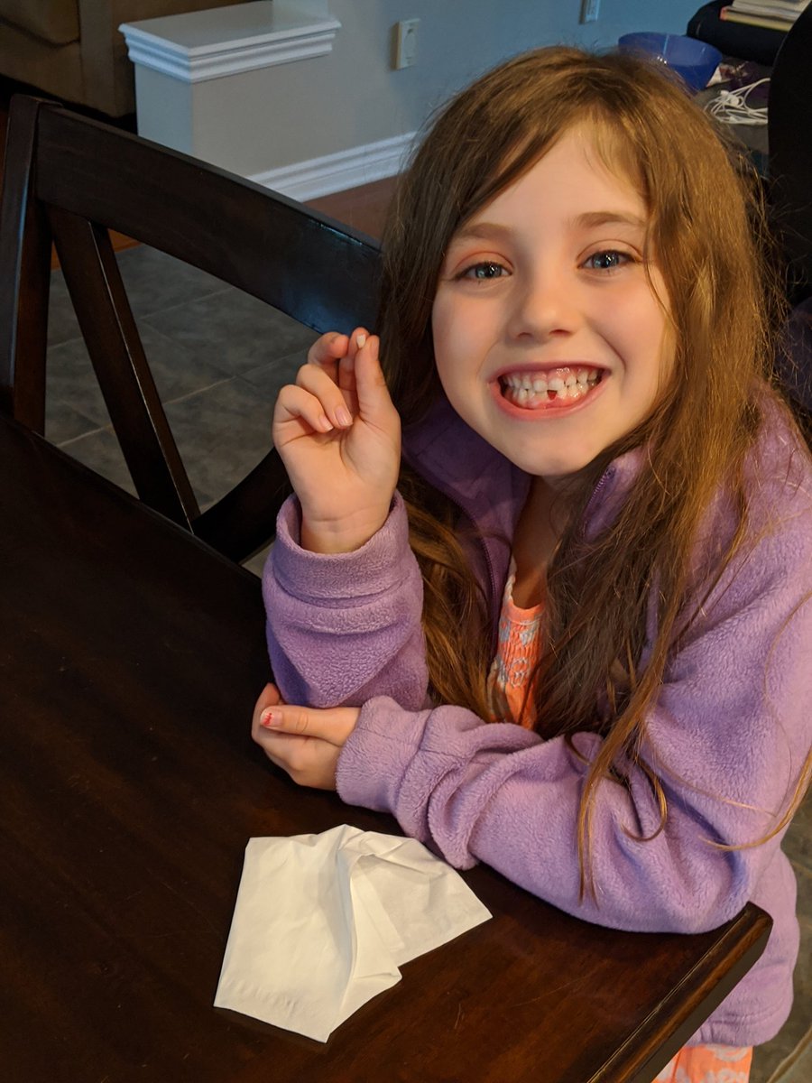 NicoleM246's tweet photo. @StPhilipOCSB An envelope yesterday and can you call the tooth fairy today?  Exciting times. https://t.co/oStVa6mBM2