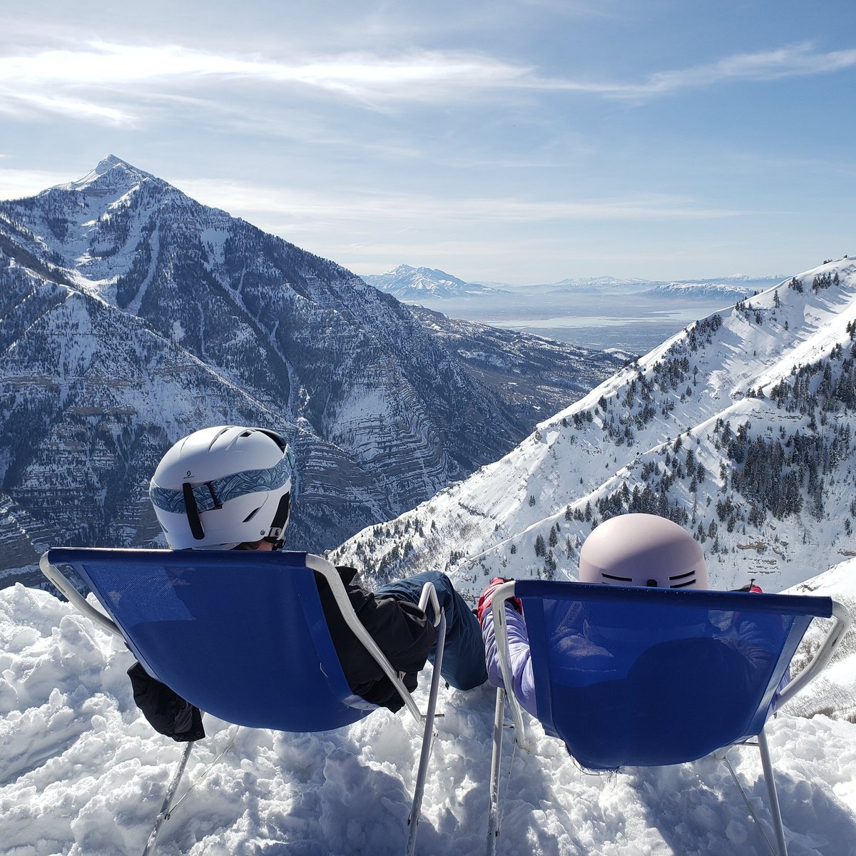 chdhan's tweet photo. @DJJazzyJody View of Utah valley from Sundance with my 11 yr old daughter. https://t.co/UAD7zazx8x
