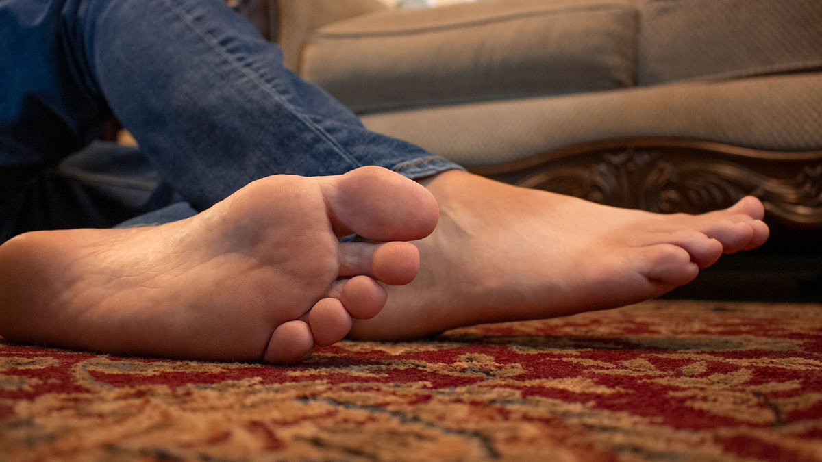 malefootlover.blogspot.com