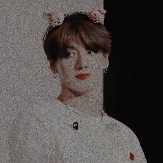 jimxnstrong's tweet photo. @anely_97 pidió icons de jungkook y con gusto los hice 💖💖✨ https://t.co/9n3qPnOxa8