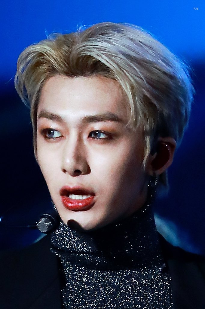 hwonpics's tweet photo. 190115 | H_ip https://t.co/PBROAmLPUd