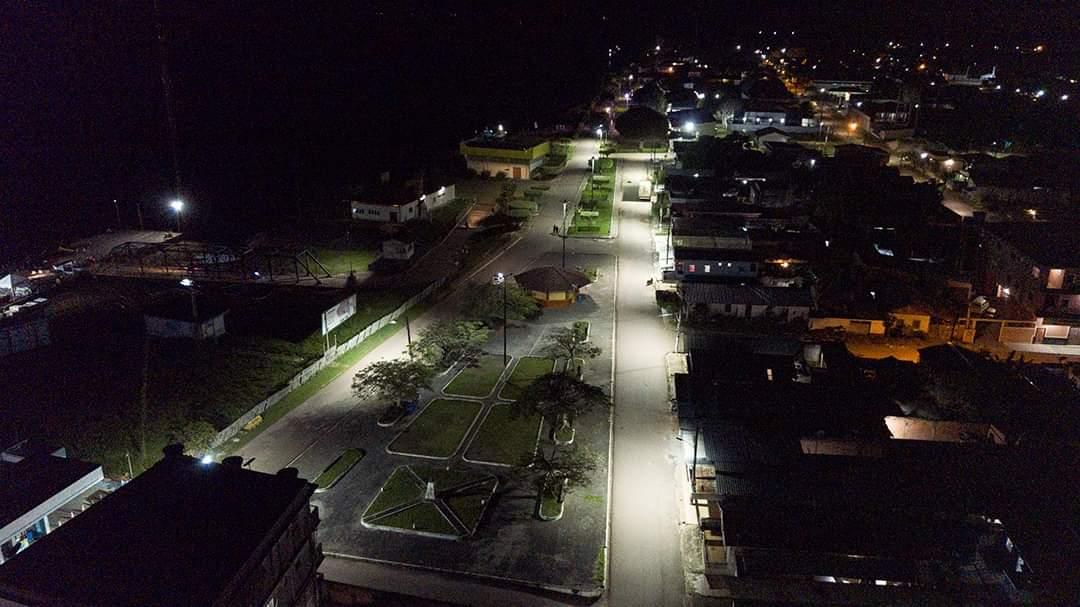adenilsonreis_'s tweet photo. INFRAESTRUTURA | ILUMINAÇÃO PÚBLICA - LED

As ruas de Nova Olinda já estão recebendo uma nova Iluminação e os resultados já são visíveis, estamos utilizando a nova tecnologia de LED.

#EquipeAD
#OsTrabalhosNãoParam
#InfraEstrutura
#Segurança https://t.co/21ukdXqF1X