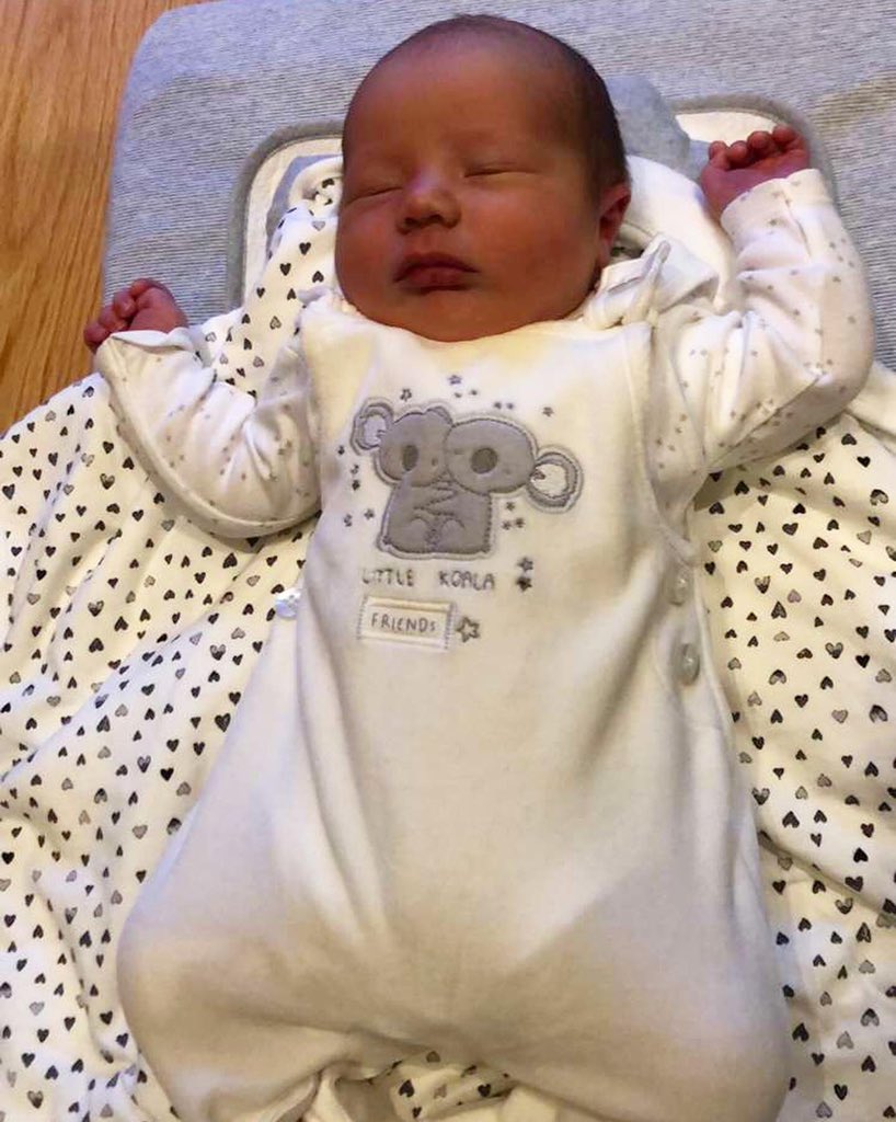 Rebecca Macdonald♡ tweet media