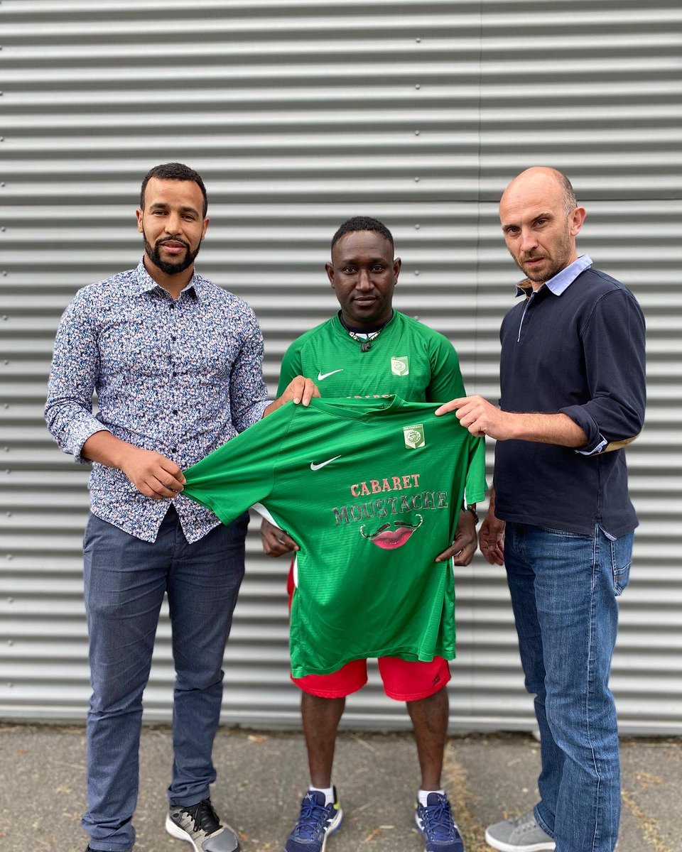 JSNouvoitou's tweet photo. 🚨 ALERTE MERCATO 🚨

⚡️  Ibrahima Camara : Joueur offensif de 24 ans, il arrive de Vignoc-Hede-Guipel où il a défendu les couleurs du club en D1 et R1. Passé également par l’AS Chantepie, il saura faire parler la foudre ! Bienvenu à lui. 

#VIVANOUVOITOU https://t.co/7JAmGpKDXk
