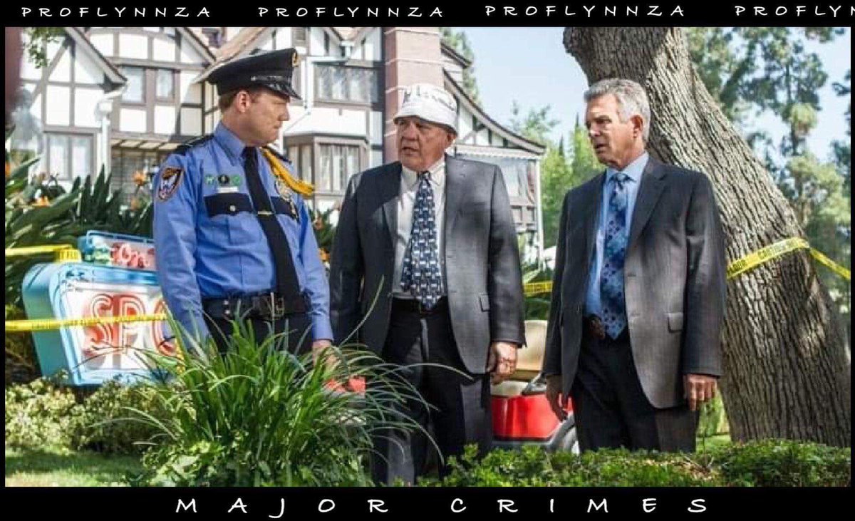 bridgette_TN's tweet photo. #ThrowbackThursday how’s your week so far? At least you’re not dealing with a police impersonator and a dog! 😂😂💜💜 #JonathanBaird #Falcon #MajorCrimes S3E3 “FrozenAssets” #LtProvenza #LtFlynn #GWBailey #TonyDenison #DDD https://t.co/LXdko9Ndul