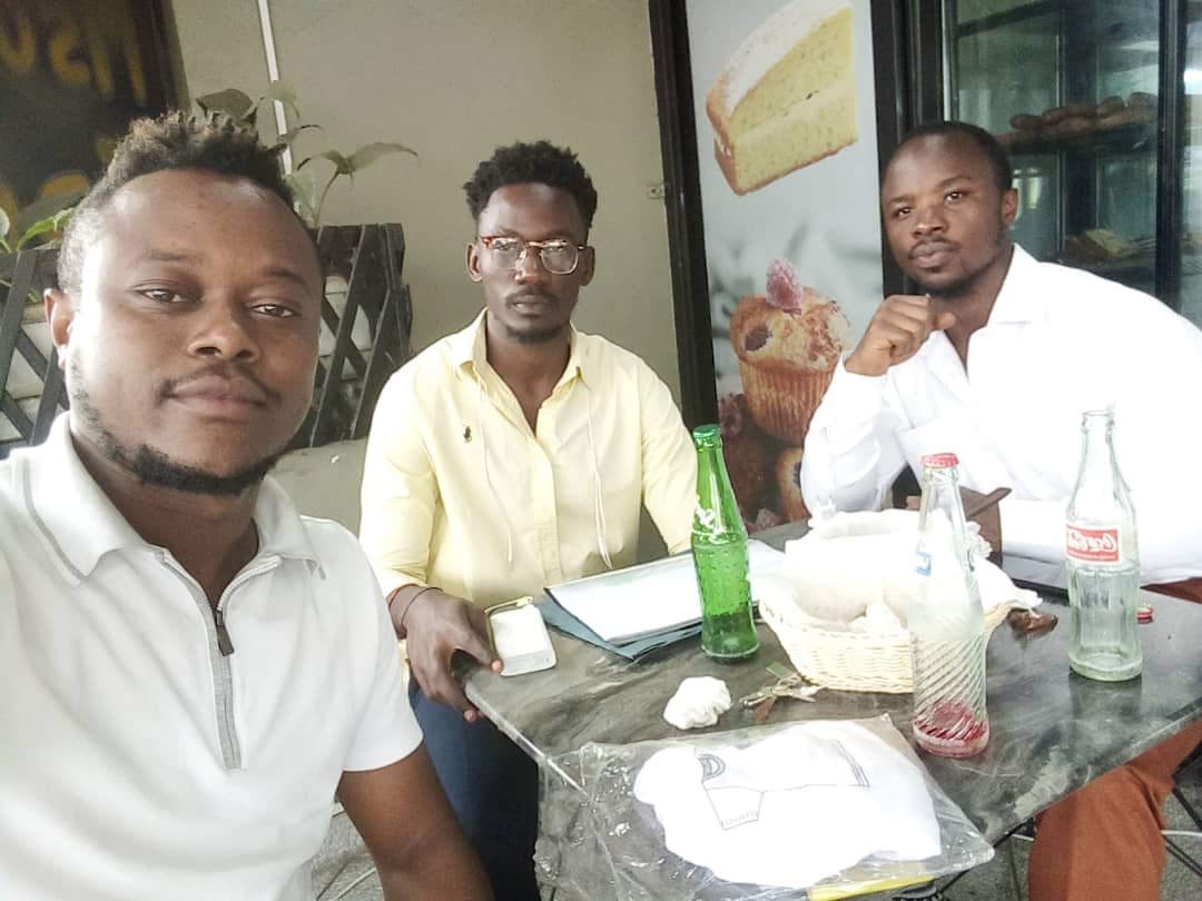 HondiIc's tweet photo. Great chat with the boys. #wework #fitnessproject https://t.co/tqLYY9YqYb