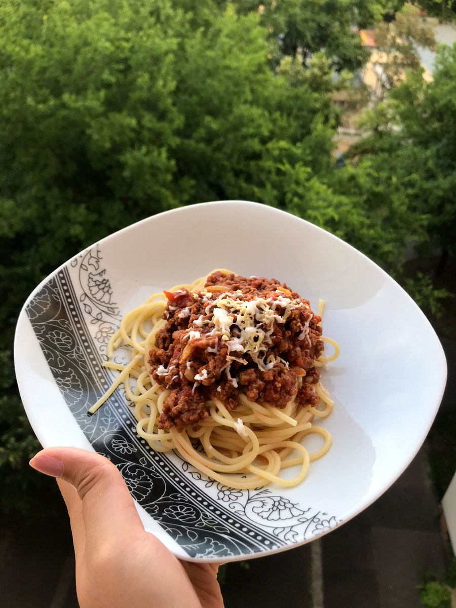 _hljh's tweet photo. Made myself my first beef bolognese ever! Using #MarionsKitchen recipe. Fail-proof! And sedap also!! https://t.co/aWkbwRz2fF