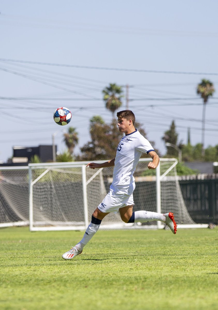 CBUmsoccer's tweet photo. 📸TIM BERNHARDSSON📸

#LanceUp⚔️ https://t.co/Uvp68QzXSV