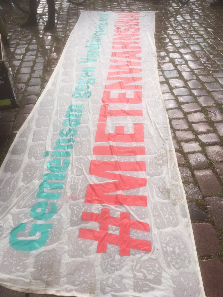RaS_dd's tweet photo. Kurz vor Abschluss der Demo kommt die Zusage von @mswdresden @copista @vincent_drews @ChrisCldtz // #StaDDrat #Dresden:
Antrag zu #Milieuschutzsatzung kommt!
Wir werden euch im Herbst daran messen. Wir beenden jetzt & bedanken uns bei über 100 Radlern heute #DD1607 https://t.co/GzmOoKeB0F