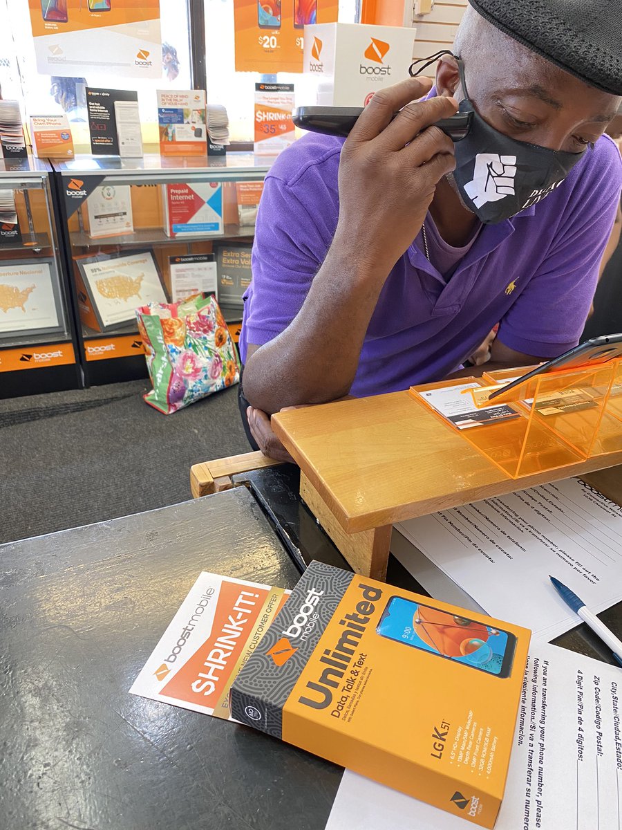 vtruongcao's tweet image. Unleashing this #ShrinkIt 🎟✨ into the wild courtesy of #XfinityMobile 😎✌🏼#SorryNotSorry #FridayEve #BoostDISHingDeals #MidAtlanticSquad @dish @boostmobile