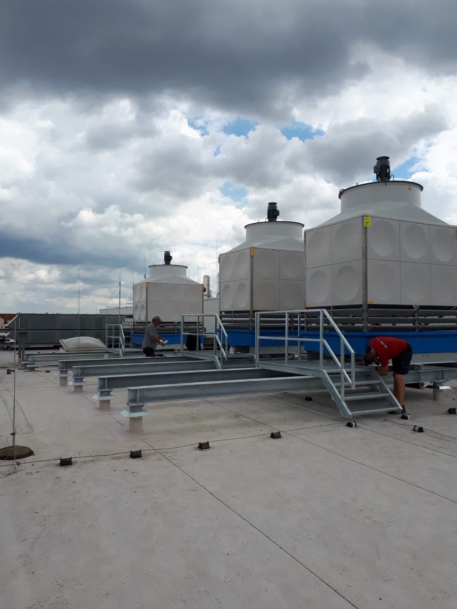 EeftinkRensing's tweet photo. Mooie klus geklaard in Duitsland door de monteurs van Eeftink Rensing Staalbouw en ook nog aandacht om de CO2 terug helpen te dringen 👍 https://t.co/aGd1MWXwyk