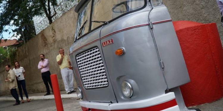 On July 3, a Czechoslovak LIAZ (Skoda) truck rams through the embassy wall, loaded with 63 people on board. They manage to escape "into West Germany." In Tirana, there's a monument to that "freedom truck" driven by Ylli Bodinaku. 5/8