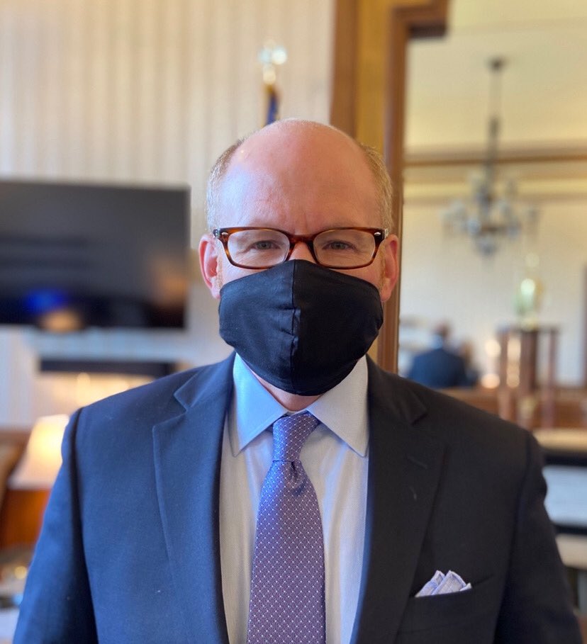 We must continue the progress we’ve made against COVID-19 in Illinois by following the CDC’s preventative guidelines and minding the 3 W’s:

😷 Wear a mask 
🧼 Wash your hands
⬅️ ➡️ Watch your distance

#coronavirus #WearAMask #allinillinois