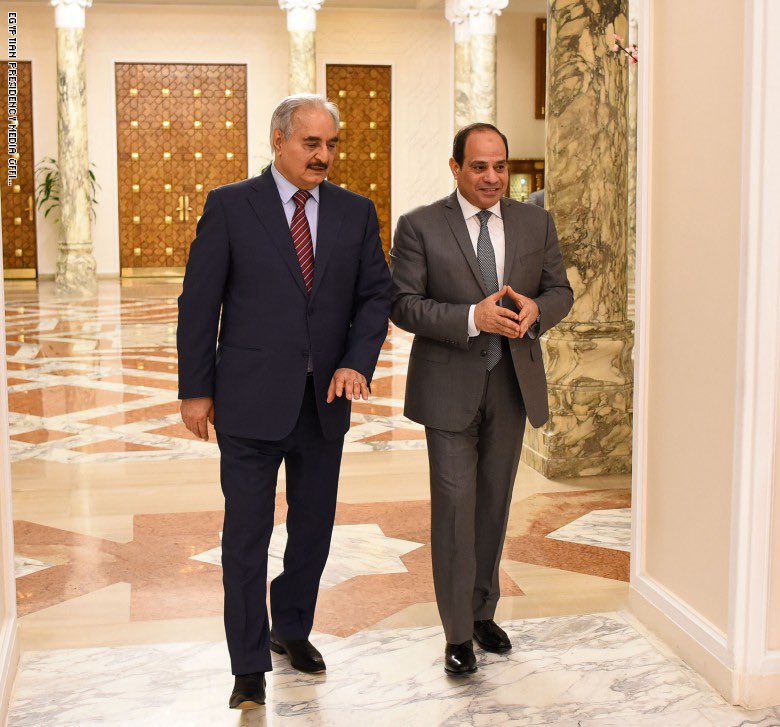 bomyeed's tweet photo. ياللي تحبون العبث و  المتاعِب
الله على نياتكم .. يبتليكم

حَفتر ما عنده لعب .. للّي تلاعب
يمكن من الضيقة يحوّل عليكم

#ليبيا_مقبرة_العثمانيين 
#ليبيا_تنتصر 
#السيسي https://t.co/3wAHBy2xJz