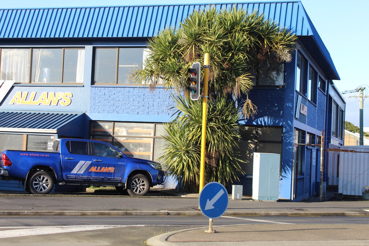 allanrob9's tweet photo. #Dunedin #Allans #NoRelative #NZ https://t.co/Z9QkUxUiyt