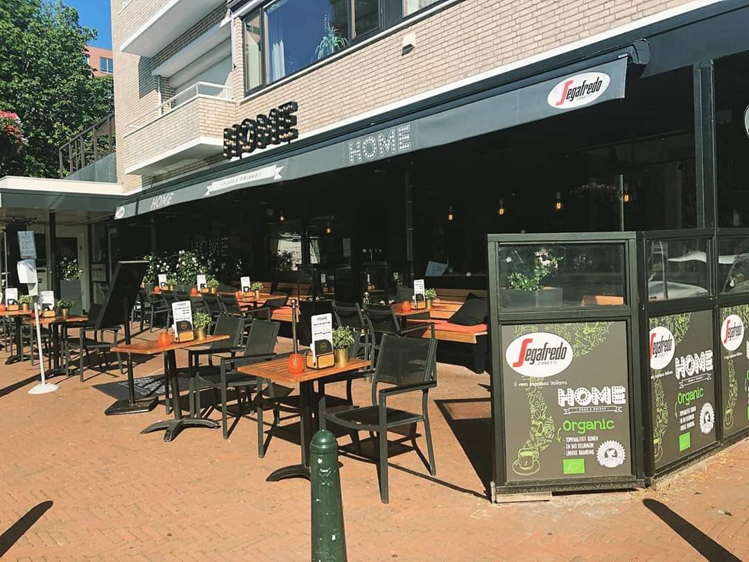 JilkeyC's tweet photo. @homefoodanddrinks heeft zich aangesloten bij de Jilkey app. Binnenkort kan je hun menukaart online inzien. 

#jilkey #menukaart #restaurantdenhaag  #📸🍴 https://t.co/nnQInxTvOj