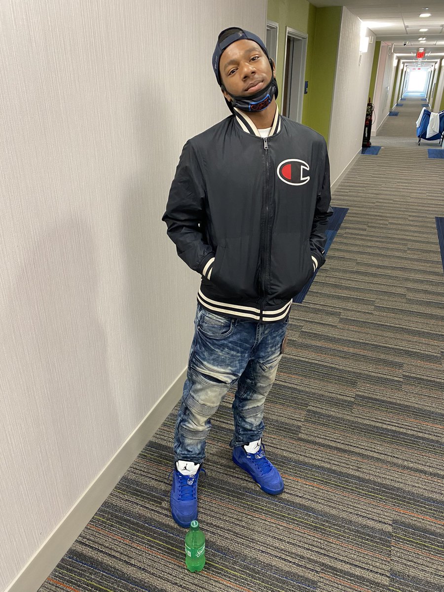 HeartLess4Ever_'s tweet photo. We Lit 🔥 &amp; Havin Our Way In Real Life😎 But If You Ain’t One Of Mines🤞🏽 Don’t Come Around❗️ #LLLee😤 We Gone Always &amp; Continue To Keep Yo Name Alive 🖤 https://t.co/9MKQXpDtfc