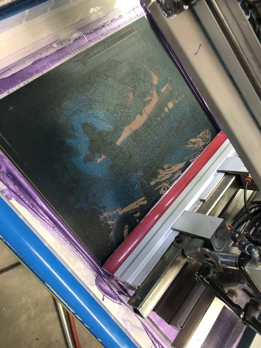 GraphicElephant's tweet photo. Here’s some pictures when we were having some fun with metallic inks a couple of months ago. #PolyOne #MetallicInks #ScreenPrinting #GraphicElephants #Wilflex https://t.co/LFvIoLuhQa