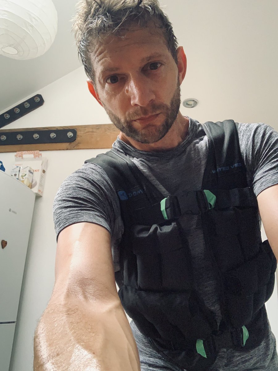 ShaneKellyRace's tweet image. Weighted run! 
Running at 85kg is a lot harder than 75kg! 
But feeling great!! 
•
#weightvest #weight #extraweight #extra #groplantbasedeating #vegan #workout #racingdriver #racing #training #fitness #plantbased #plantpower #10kg #sweating #nakeredselfie #life #veganpower
