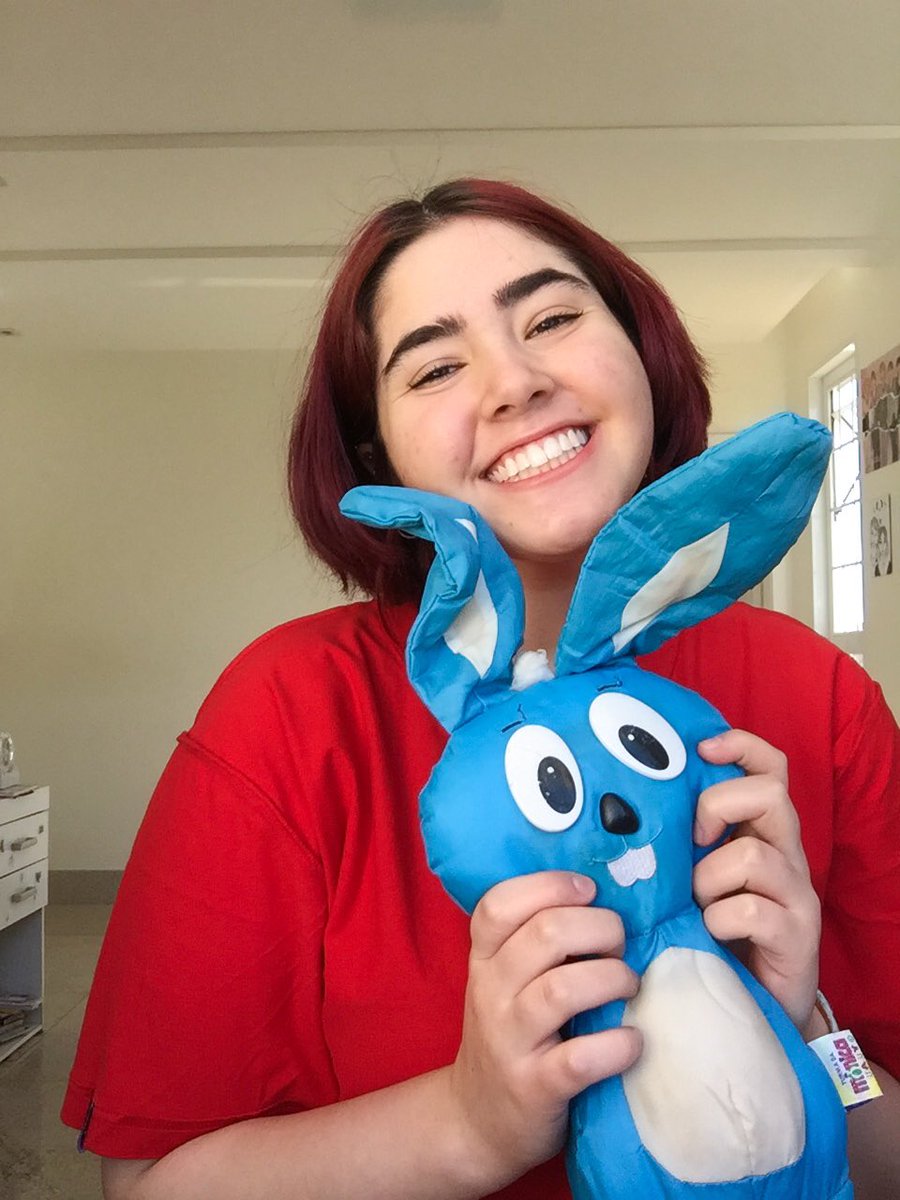 mari_achi2's tweet photo. Oi, meu nome é Mariana e eu me candidato ao papel de “Mônica” na live action de “Turma da Mônica jovem”😗✌🏻 https://t.co/N2sqsTSZbw