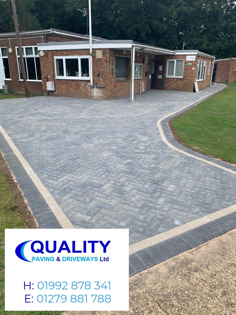 HoddyCCOfficial's tweet photo. And that's #projectpatio completed π·ββοΈβ
Thank you so much to our members and Broxbourne council for making this happen.
Huge thanks also to Miles and his team at Quality Paving & Driveways Ltd - it looks amazing!
#improvingonandoffthefield #thankyou #greenmachine https://t.co/DkshcStXQ5