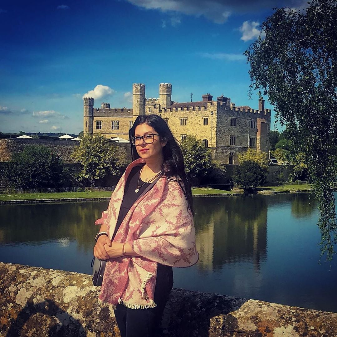calzeat's tweet photo. Beautiful image of one @boyana_balinova in the Wool Blend Thistle Wrap.
This piece is currently on sale for just £19.50 and is the perfect day to night accessory.
Shop at the below link ⬇️
https://t.co/5GOpsRSAUO
#repost #calzeat #weaving #design #fashion #madeinscotland https://t.co/e90z44qOaV