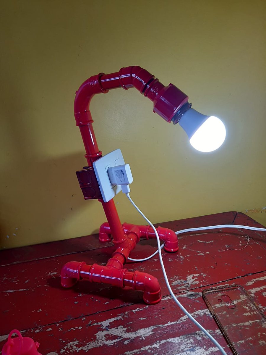 josianeblues's tweet photo. Vou usar meu tt pra mostrar o trabalho do meu pai, que arrasa fazendo esses coisas lindas com cano PVC, custa 0 reais divulgar o trabalho do coleguinha🥰 https://t.co/afHeQPkeIL