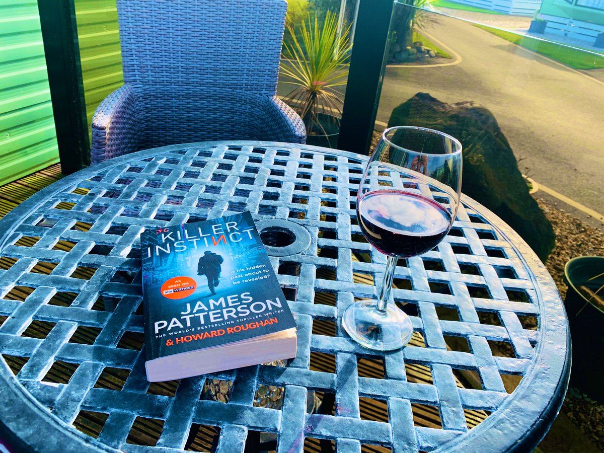 RealWilde's tweet photo. This remote working &amp; not working on Fridays and Mondays thing is brilliant ... can’t believe it took me 20 years 🤗🙌 #WhoNeedsAnOffice #PartTimeRules #Islawrffordd #Talybont #Barmouth https://t.co/VnZHNfpGeN