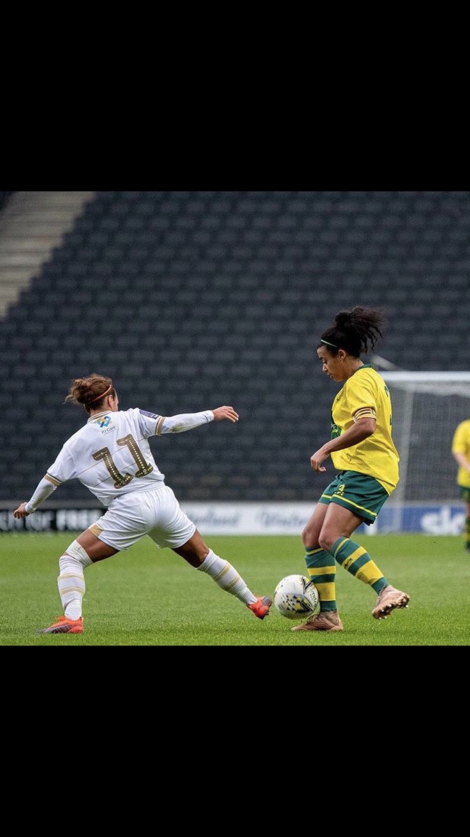 Abingdontownla1's tweet photo. ⚽🚨Player Re-Signing🚨⚽

The skipper puts pen to paper 📝 

Name: Isi Meade 
Age: 25
Position: LWB
Years at the club: 2
Goals: 42
Assists: 49
Appearances: 61 https://t.co/cZNxFCZLEz