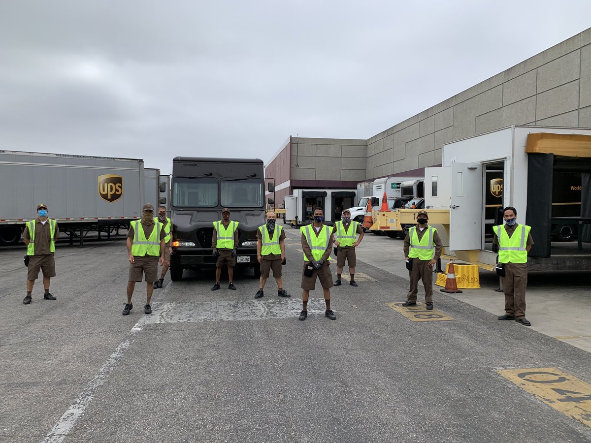 MannEric01's tweet photo. #RoadeoThursday in the Laguna Division! Floating Front Bumper with all of Irvine 9273 New Drivers! A lot of fun and great practice for all! #safety247 #NotMeNotToday #SoCalSoSafe @melirere @Edie4gzus @MarkSundelius @JonJbierly @jrindafernshaw @Derrick28NCSU @langlang619 https://t.co/N2rnZzoVoK