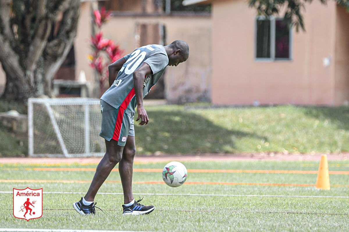 AmericadeCali's tweet image. #VuelveElCampeón ⚽👹 Seguimos con nuestra puesta a punto en la Sede Deportiva de Cascajal.
