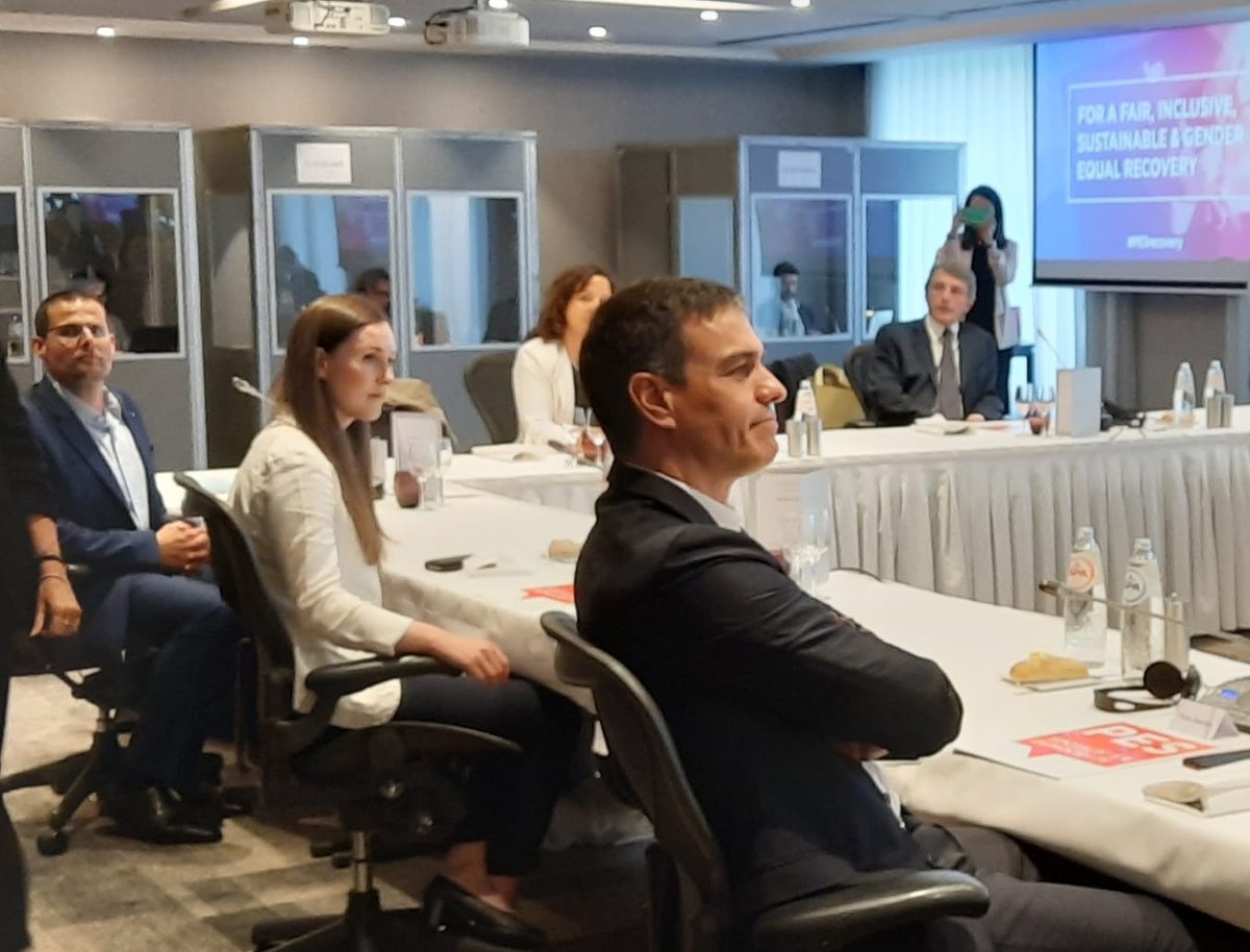 PES_PSE's tweet photo. We need a very ambitious recovery plan for the sake of all Europeans. We want to lead Europe's next step. #PESRecovery #EUCO @sanchezcastejon https://t.co/8JJyrbf86G