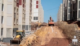 Wilaya_de_Blida's tweet photo. Le wali de la wilaya de Blida a effectué une visite de travail et d’inspection au nouveau pôle urbain de Safsaf et le site 3500 logement aadl dans la nouvelle ville de Bouinane le 16 juillet 2020 https://t.co/nTX14v0SZF
