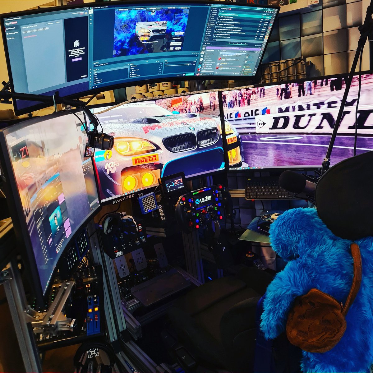 twitch.tv/densu83 
Jetzt LIVE